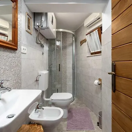 Nyaraló Casa Bombic *