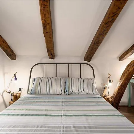 Casa Bombic Nyaraló *